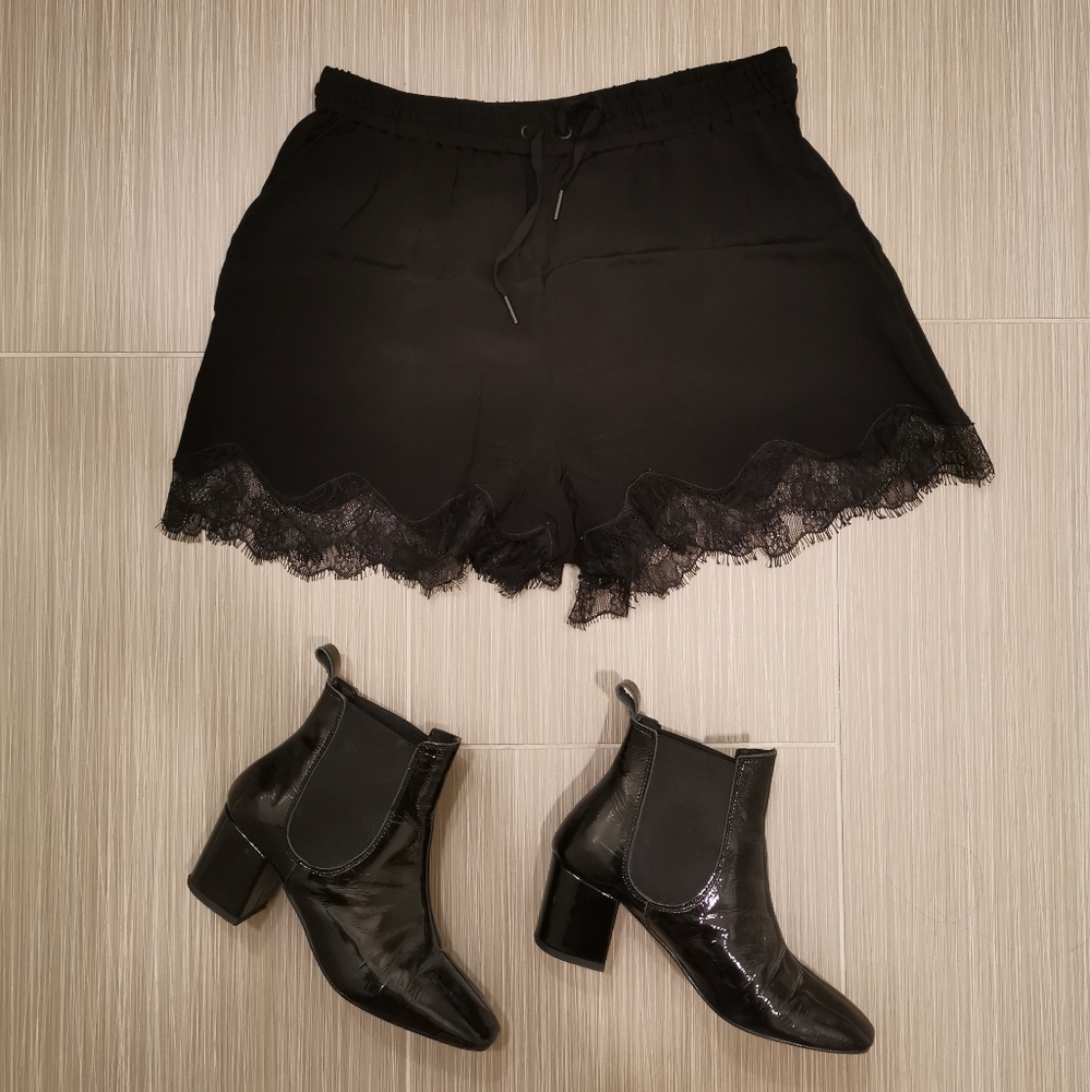 All saints black lace short SZ 4